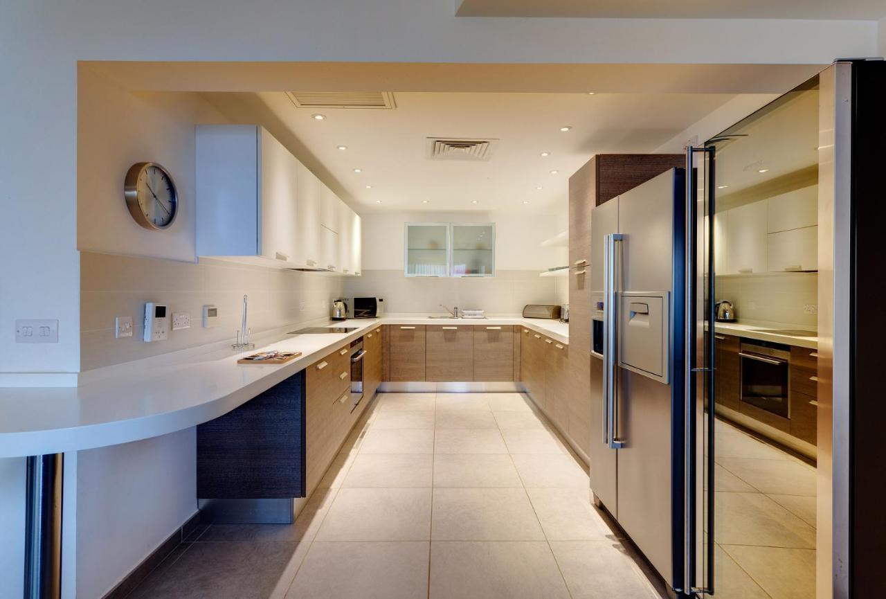 Seaview Apartment In Fort Cambridge, สลีมา ภายนอก รูปภาพ