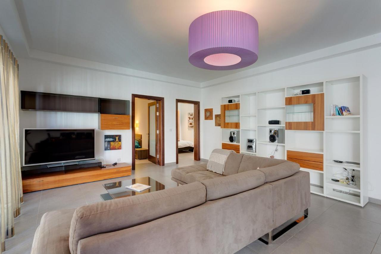 Seaview Apartment In Fort Cambridge, สลีมา ภายนอก รูปภาพ
