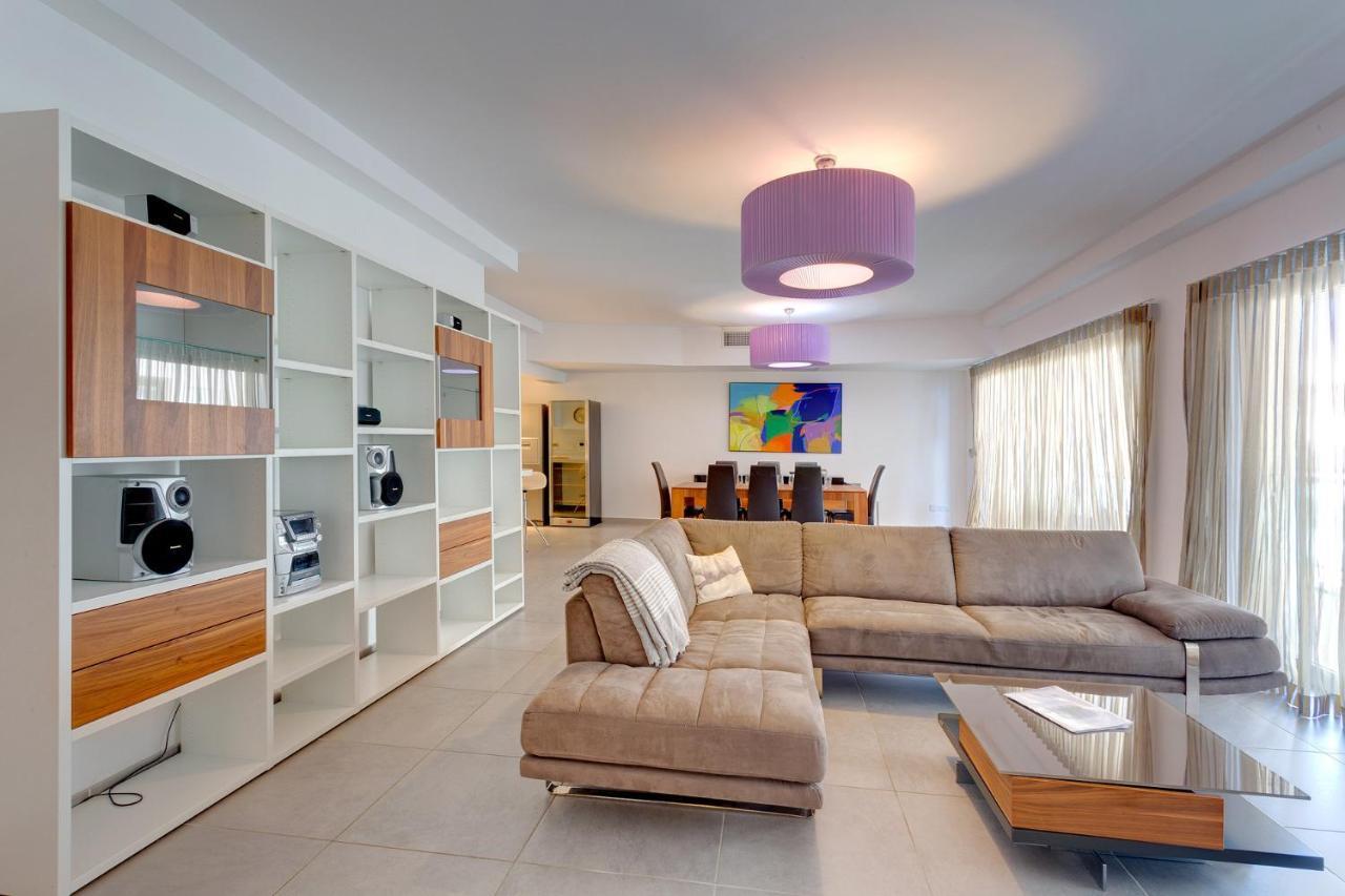 Seaview Apartment In Fort Cambridge, สลีมา ภายนอก รูปภาพ